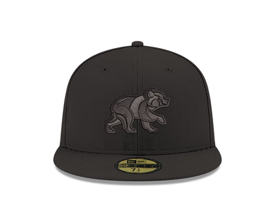 CHICAGO CUBS NEW ERA WALKING BEAR BLACK ON BLACK 59FIFTY FITTED CAP