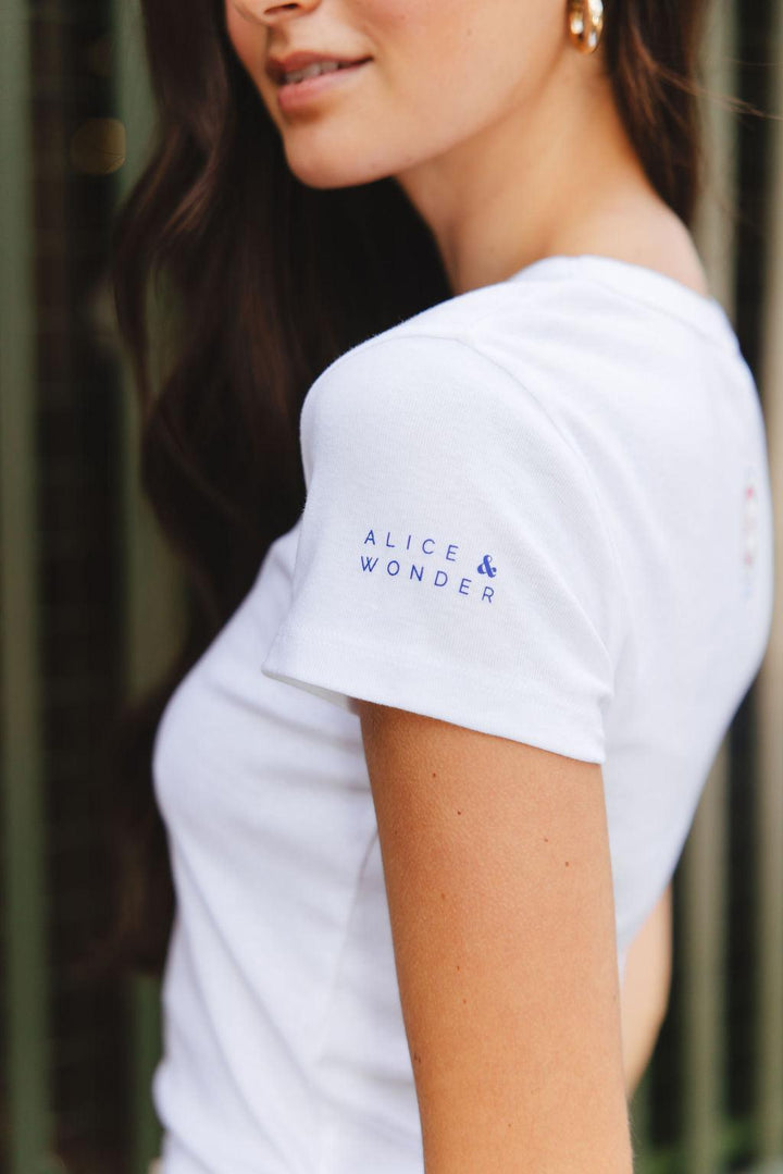 Chicago Cubs X Alice & Wonder Women's Triple Hat Baby Tee Alice & Wonder