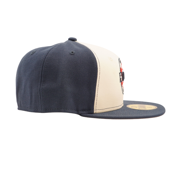 Chicago Cubs 2016 World Series 10th Anniversary Chrome 59FIFTY Fitted Cap by New Era
