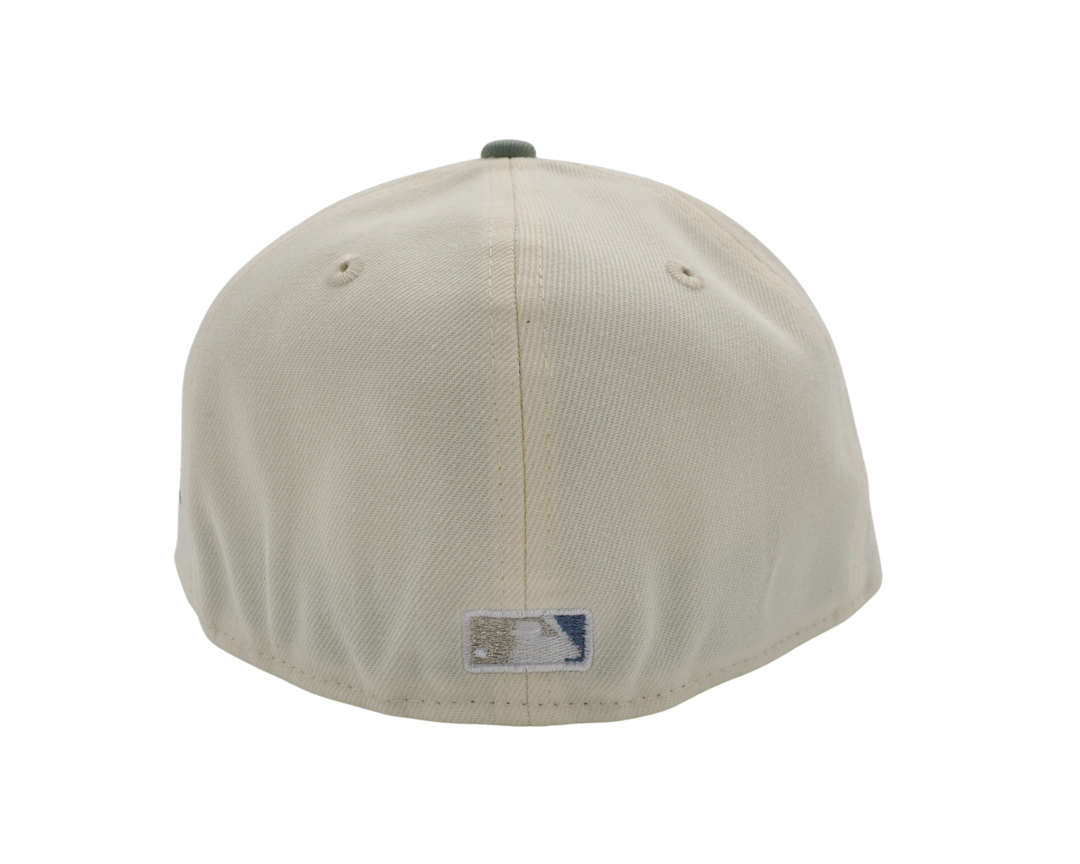 Chicago Cubs Spring Training Bear Chrome/Everest 59FIFTY Fitted Cap by New Era Caps NEW ERA CAP COMPANY