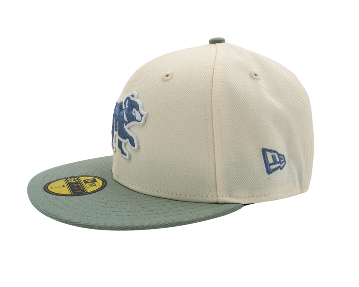 Chicago Cubs Spring Training Bear Chrome/Everest 59FIFTY Fitted Cap by New Era Caps NEW ERA CAP COMPANY